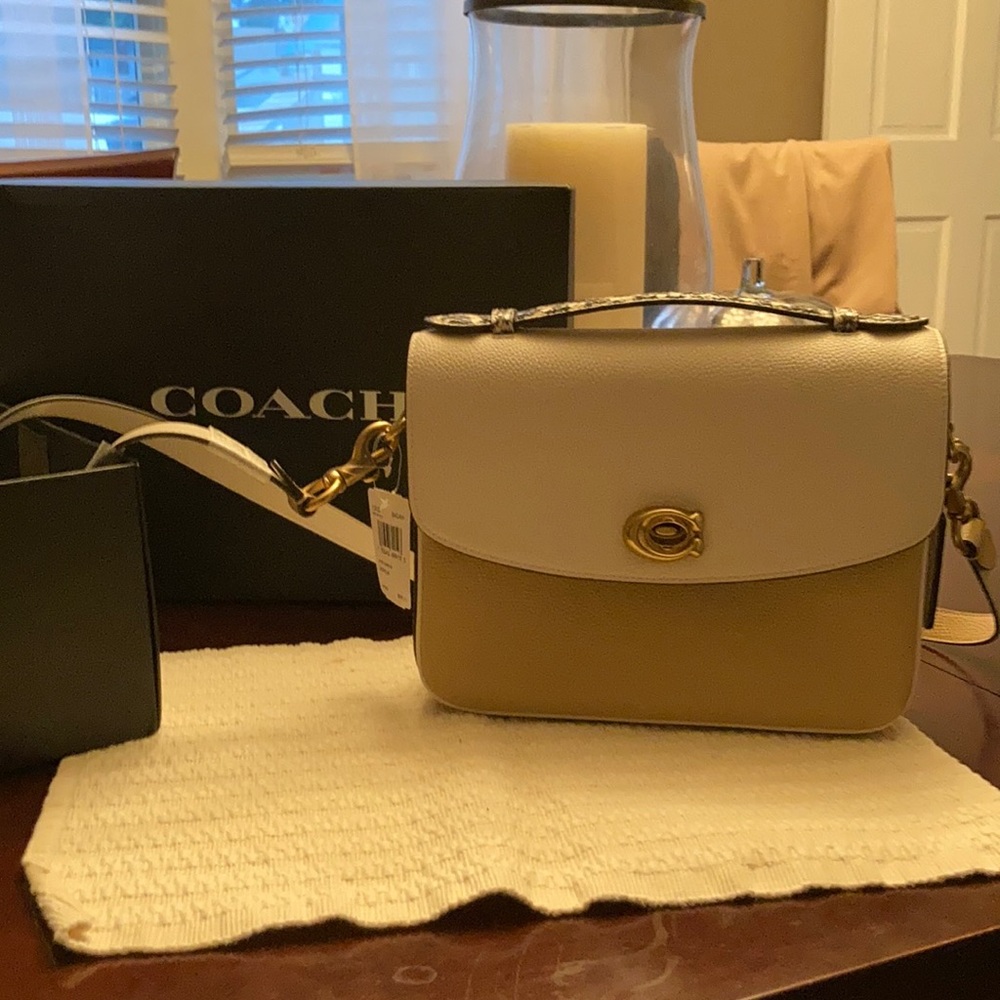 Beige Coach satchel
